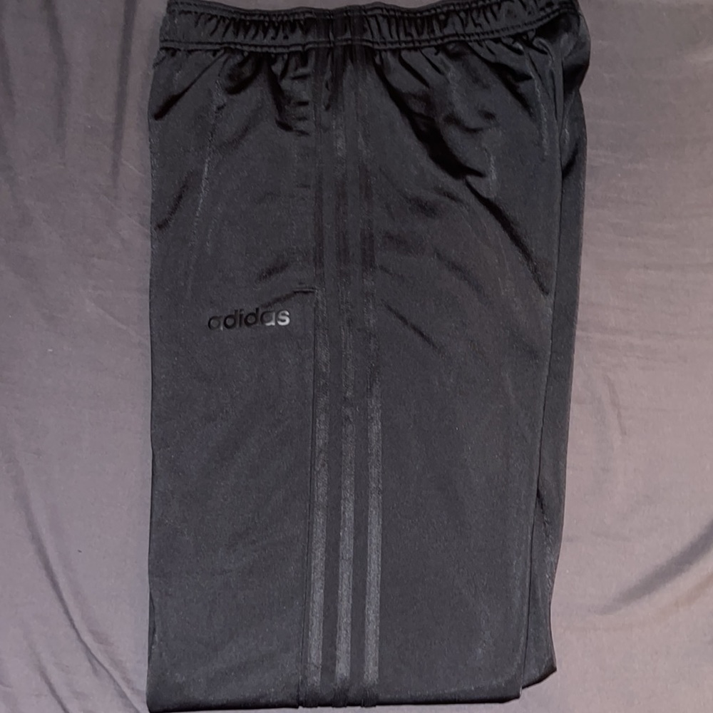 NWT Adidas Black on Black Pocketed Workout Pants